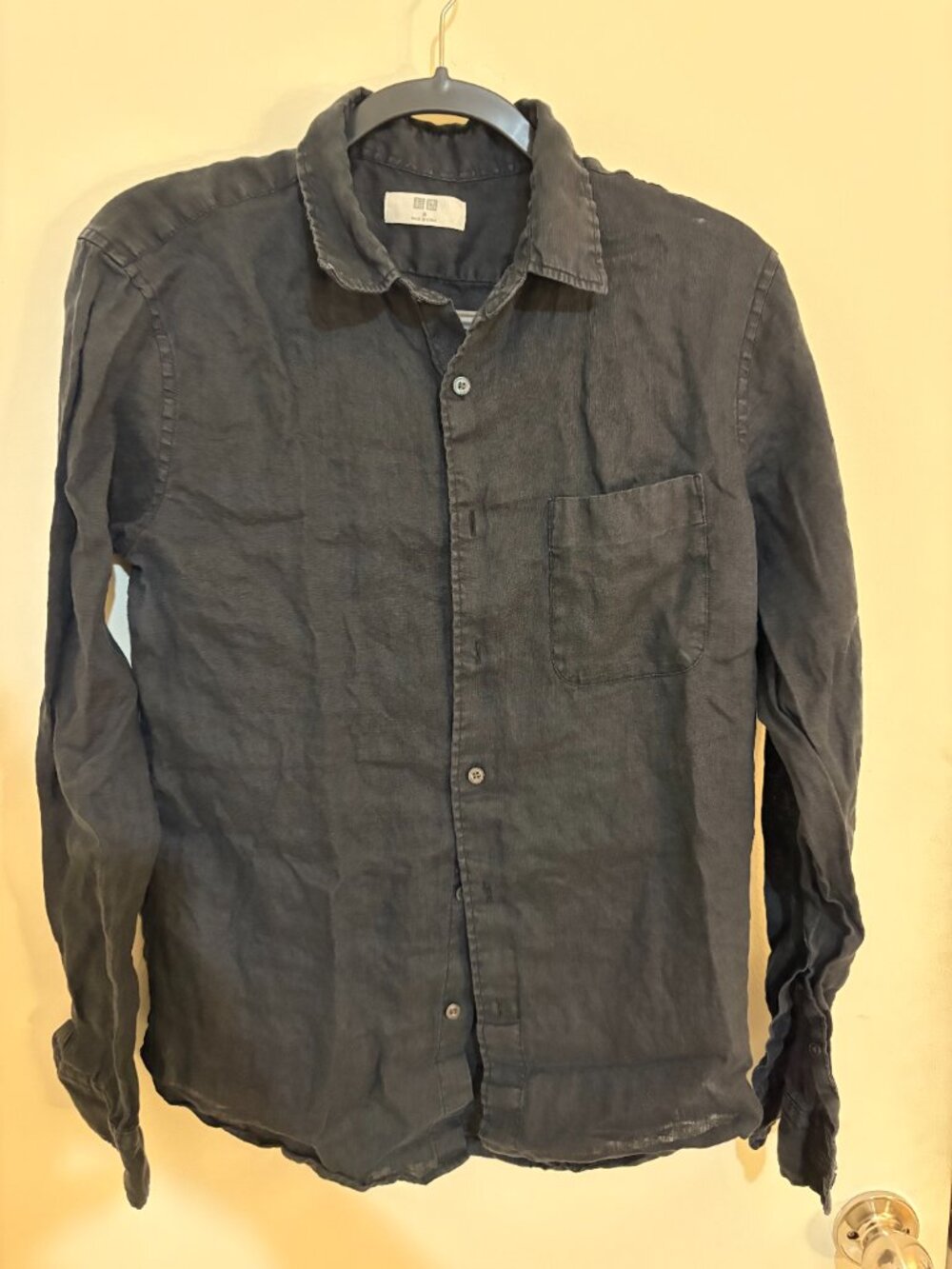 Uniqlo Black Linen Dress Shirt Size Medium